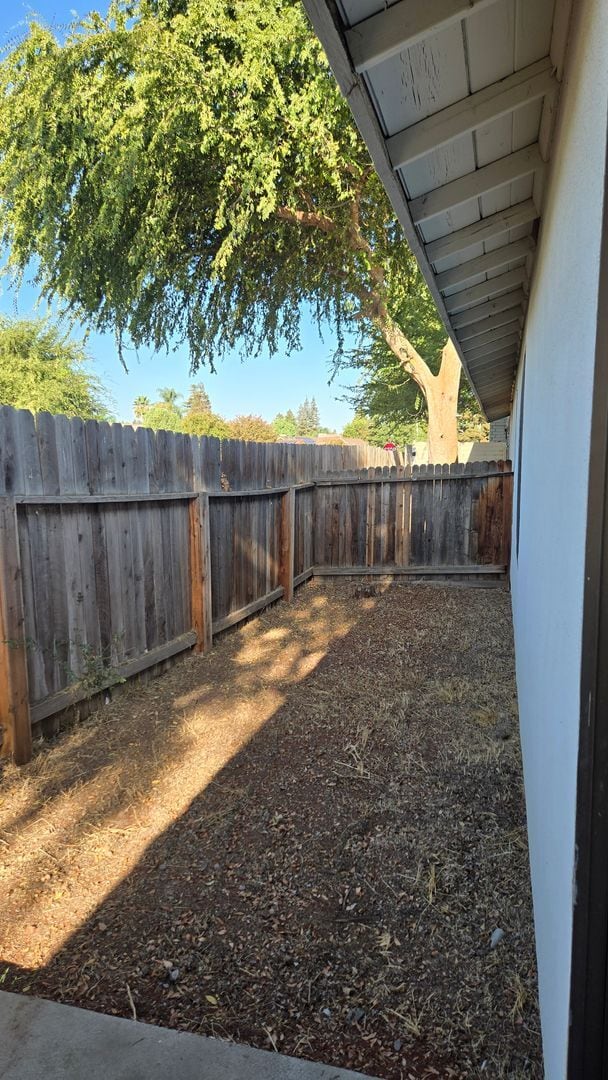 Building Photo - 7008 N Half Moon Dr