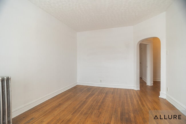 Building Photo - 7250 S Yale Ave