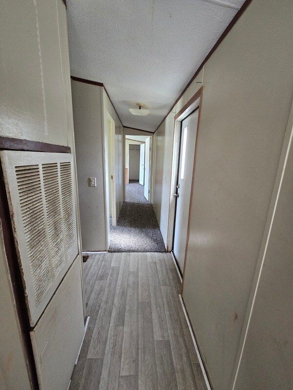 Building Photo - 2502 Cattail Cir
