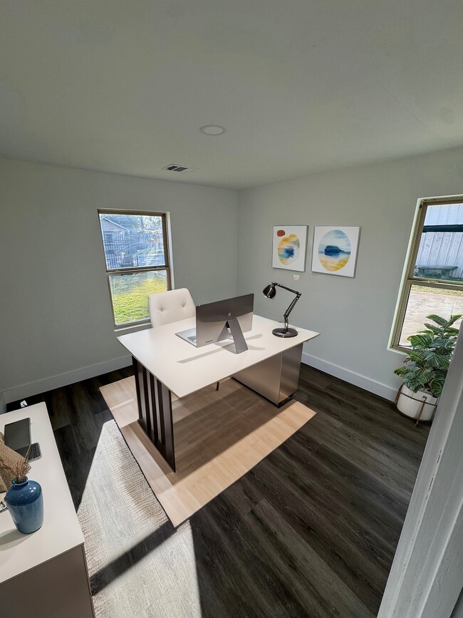 Building Photo - 7909 Goode St