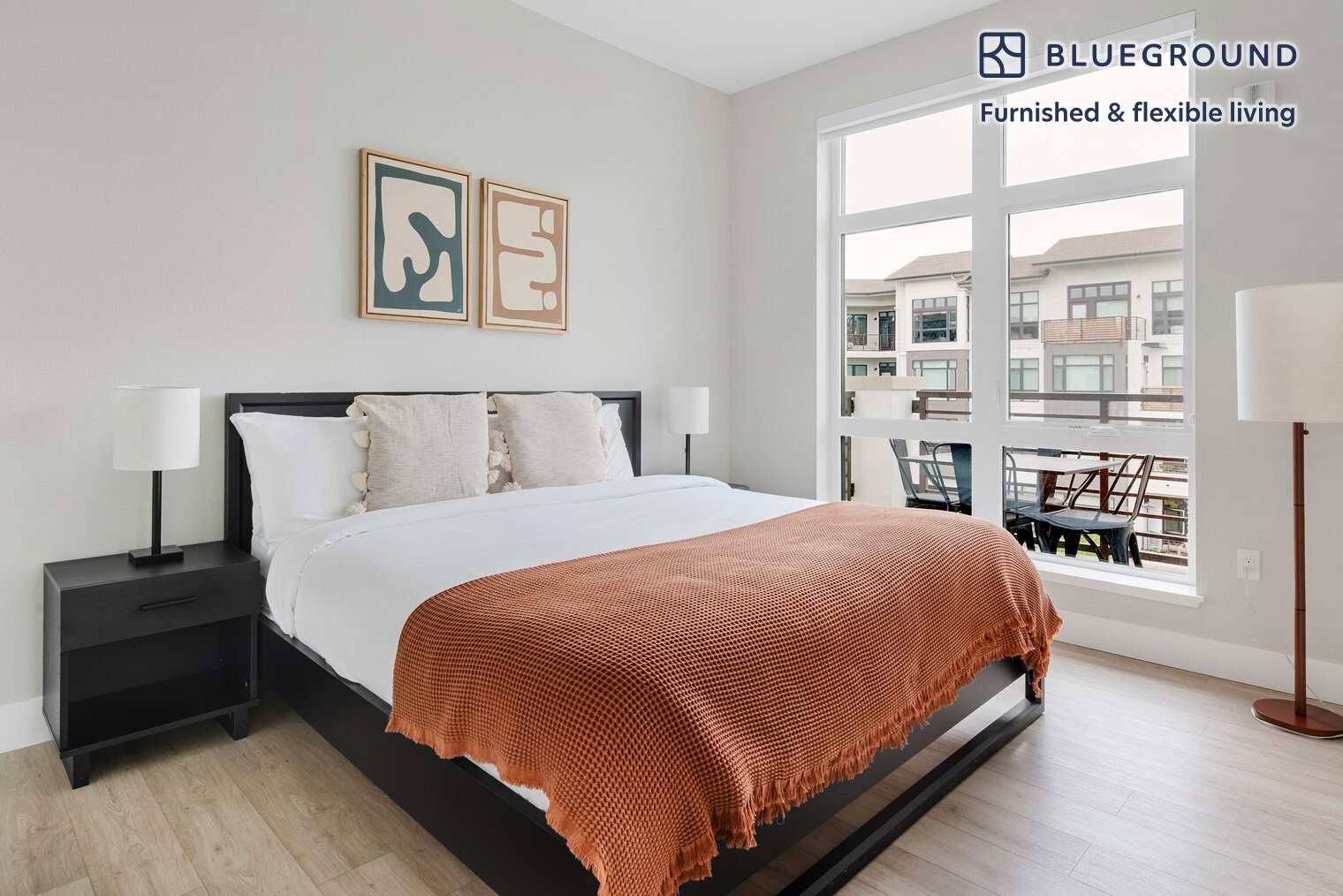 Building Photo - 555 E Evelyn Ave