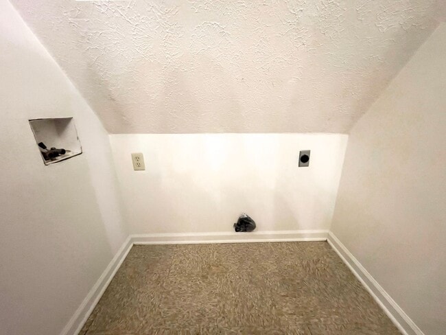 Building Photo - Yorktown School District