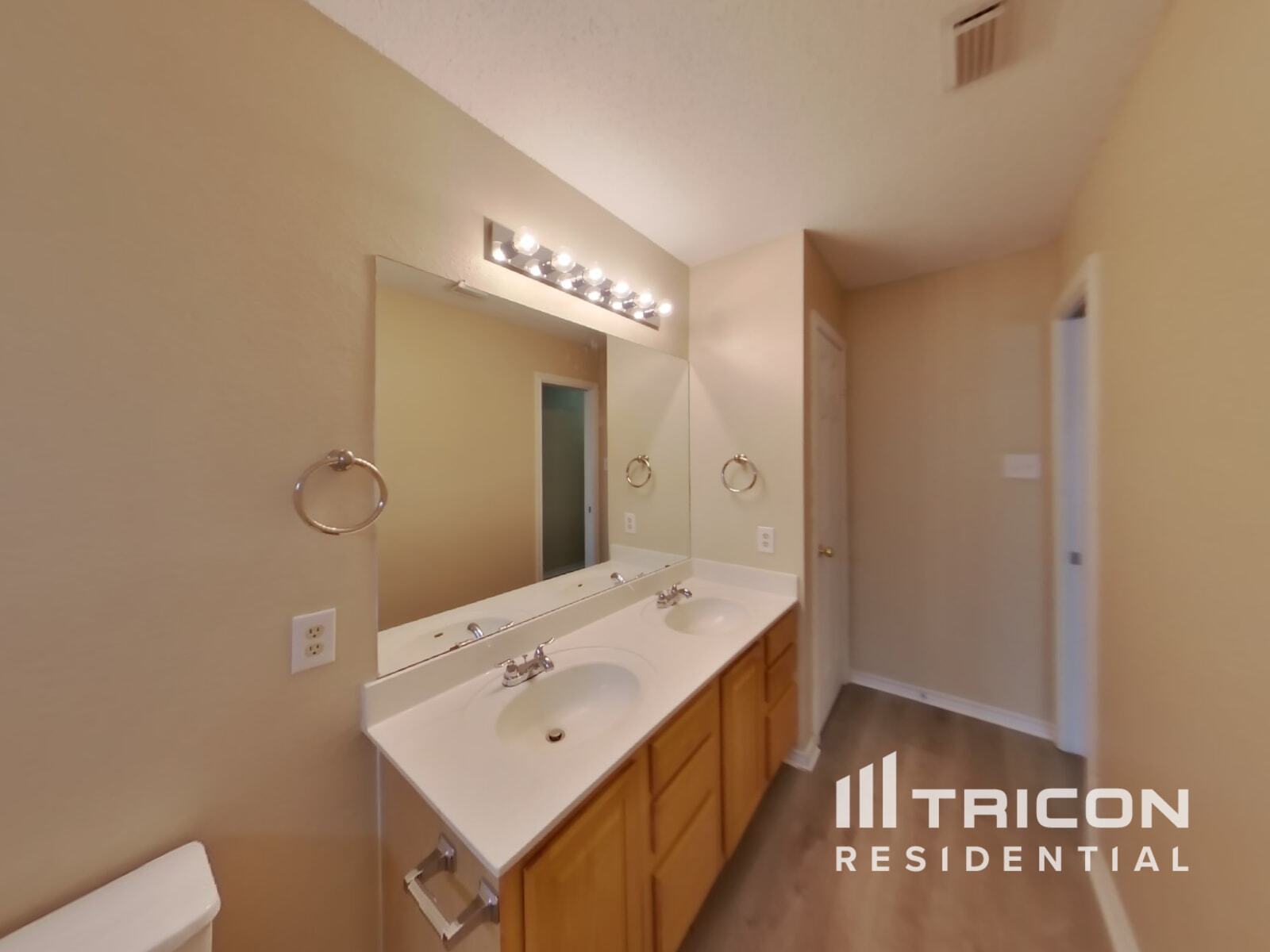 Building Photo - 9226 Windward Trce