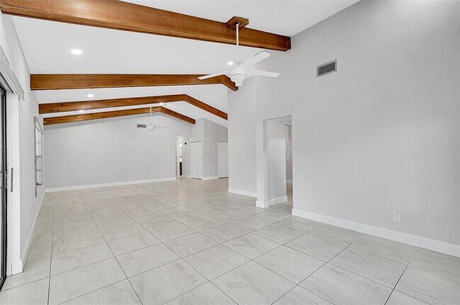 Building Photo - 5700 SW 120th Ave