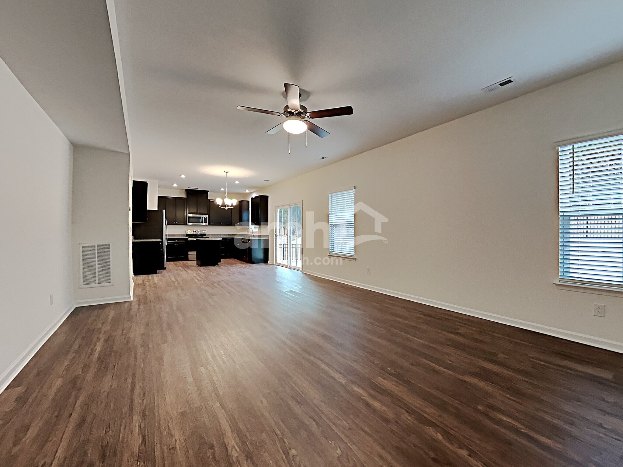 Building Photo - 5038 Twin River Dr
