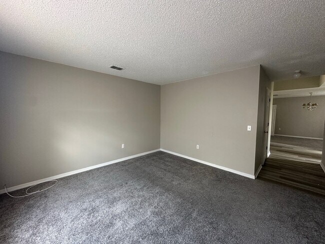 Building Photo - Two-Story Corner Lot!