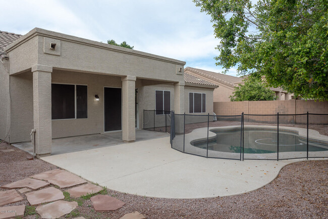 Building Photo - 966 W Citrus Way