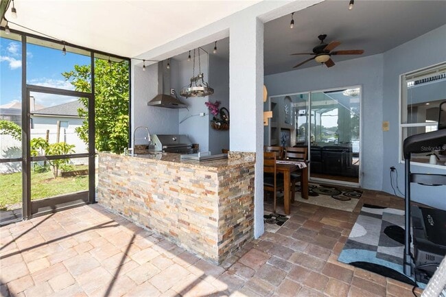 Building Photo - 12134 Shadowbrook Ln