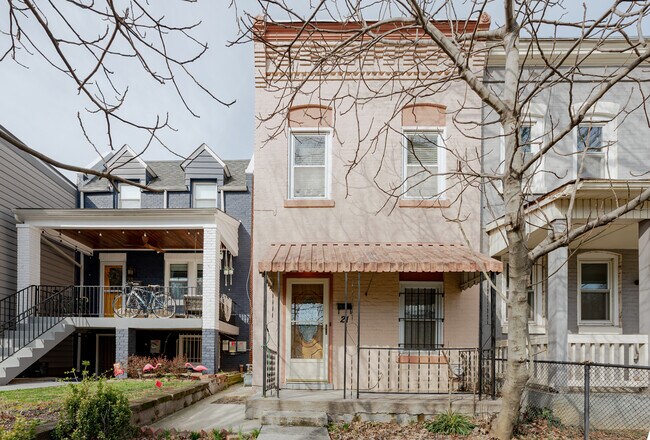 Building Photo - 21 17th St SE