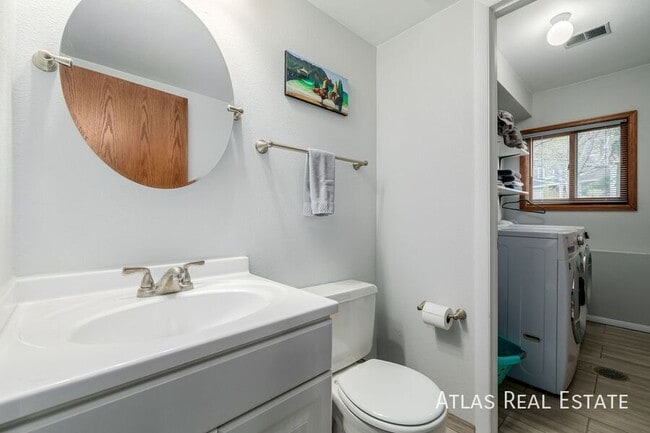 Building Photo - 4620 W 108th Pl