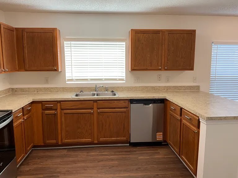 Building Photo - 10959 Darlington Oak Ct