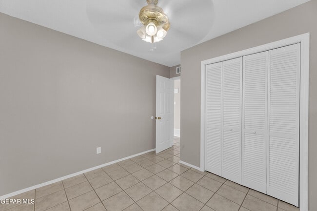 Building Photo - 228 Caribe Cir