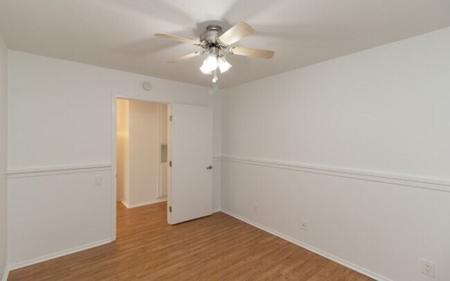 Building Photo - Beautiful 3+ bedroom Encinitas Townhouse!