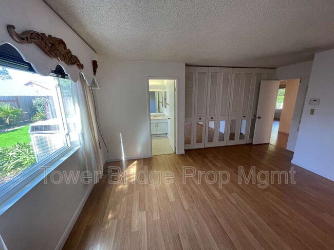 Building Photo - 9400 Appalachian Dr