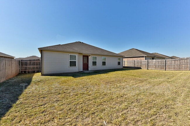 Building Photo - 1929 West Antler Way