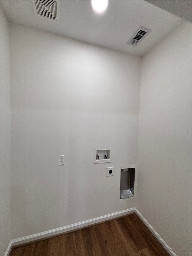 Building Photo - 9913 Porto Rico Rd