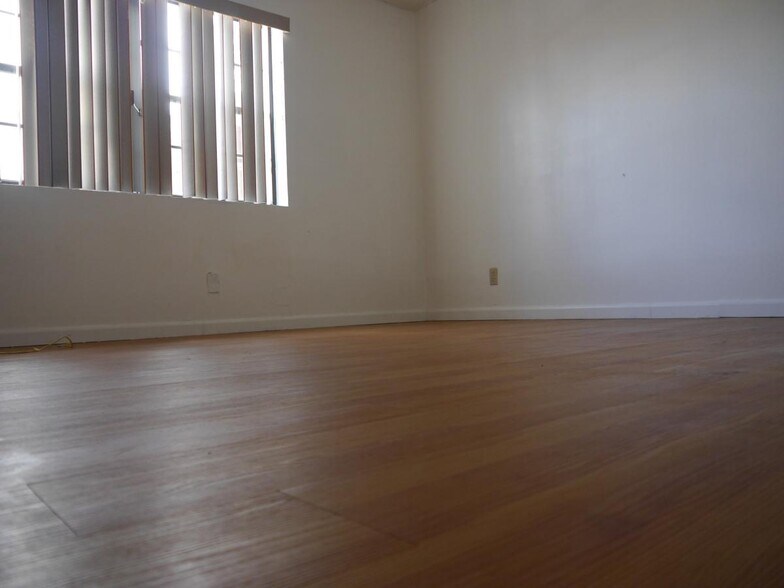 bedroom 1of2 - 6558 NW 172nd Ln