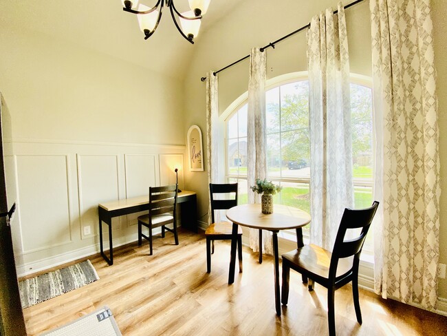Building Photo - 2711 Cutter Ct