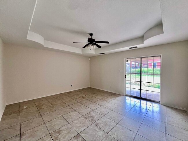 Building Photo - 3619 Aguanieve Dr