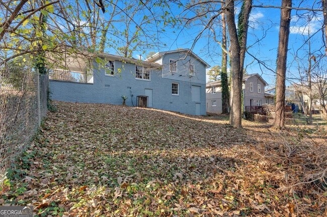Building Photo - 2080 Bluffton Way