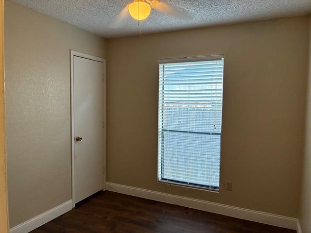 Building Photo - 10252 Maverick Dr