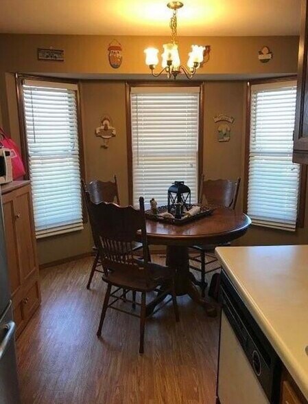 Building Photo - 4115 S Parkhill Ct