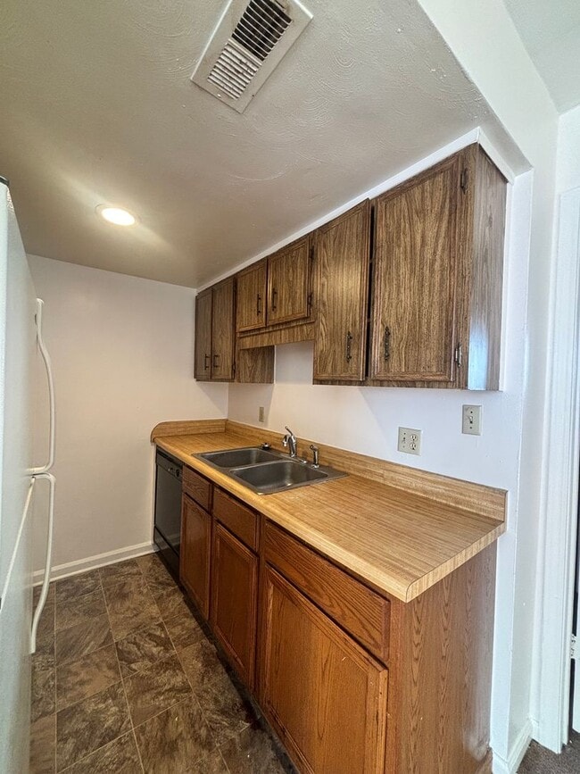 Building Photo - Cute One Bedroom in Norview Heights