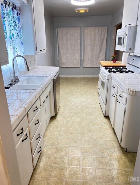 Building Photo - 2908 Morse Ct