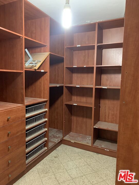 Building Photo - 10 Herzl Blvd