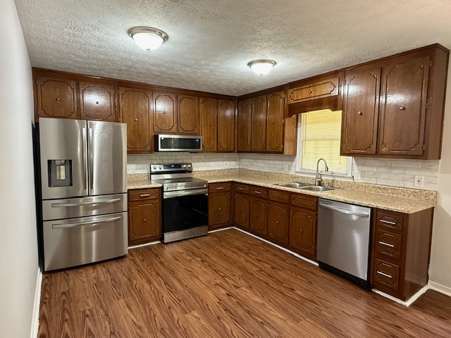 Building Photo - 3906 Willowbrook Dr