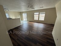 Building Photo - 12516 Snowmass Way NE