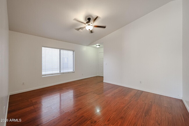 Building Photo - 12811 N Palm St