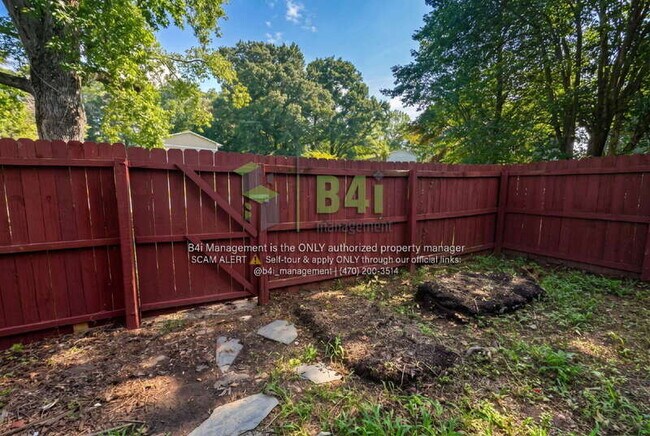 Building Photo - 716 Dunaire Way