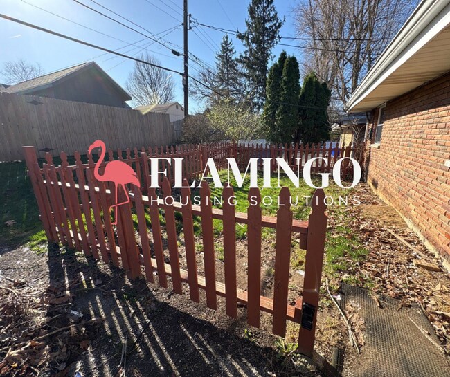 Building Photo - 428 Kling Dr