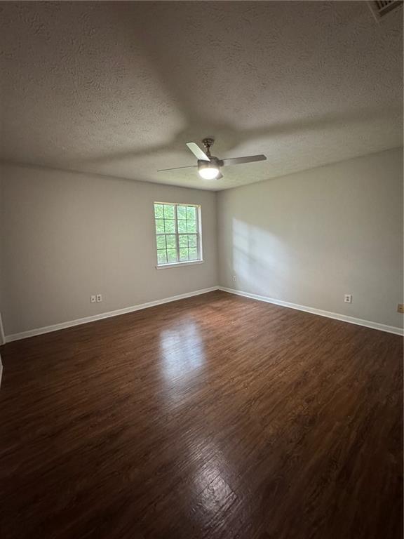 Building Photo - 2945 Sawgrass Trail SW