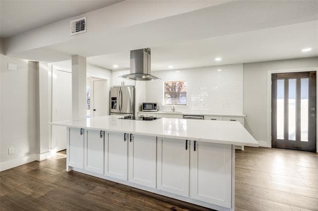 Building Photo - 1929 N Lake Trail