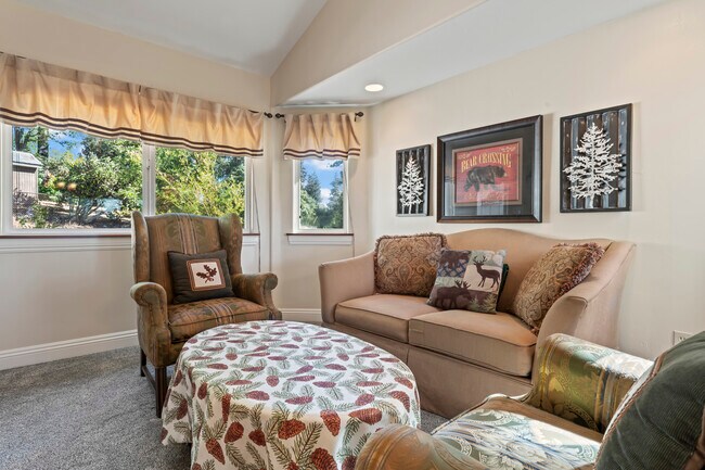 Building Photo - 26520 Walnut Hills Dr