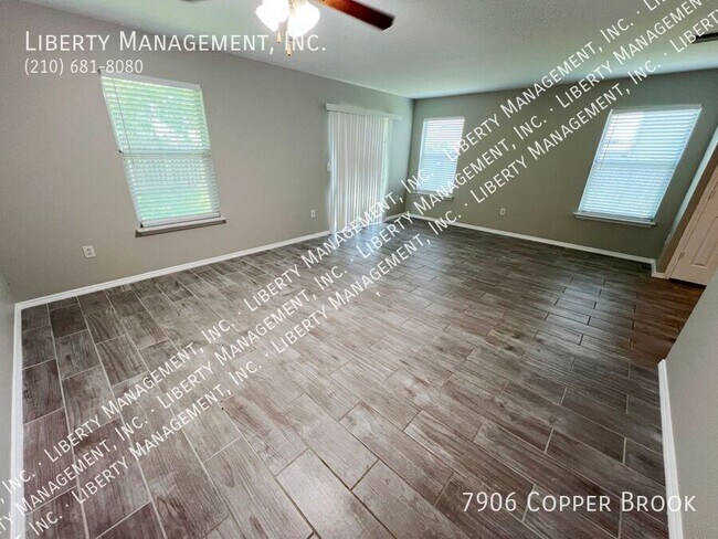 Building Photo - 7906 Copper Brk