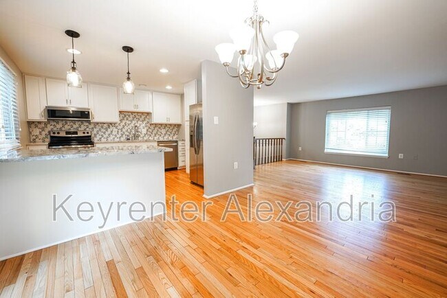 Building Photo - 5901 Beech Tree Dr