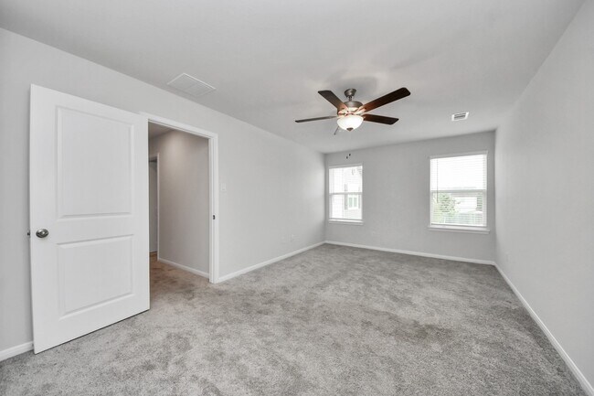 Building Photo - 7027 Cedar Breeze Ct