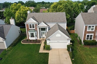 Building Photo - 1657 Fairport Dr