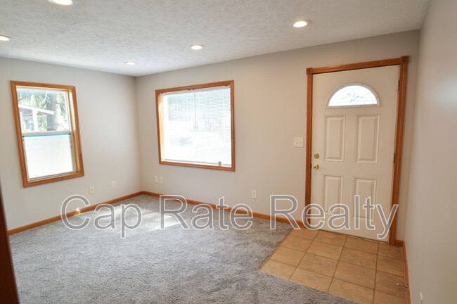 Building Photo - 2473 Renwood Pl