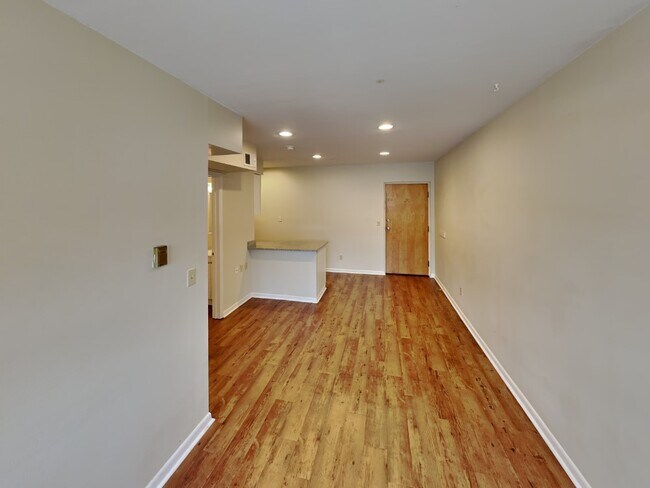 Building Photo - 31 Chittenden Ave