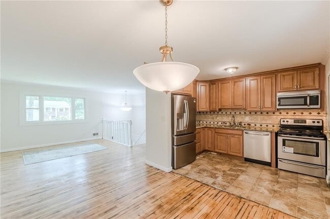 Building Photo - 1435 Cedar Creek Ln