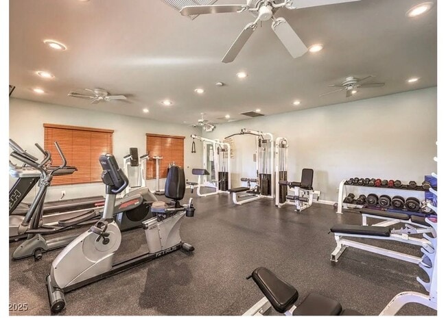 Building Photo - Charming Ground-Floor Condo with Wood Flooring & Modern Comforts!