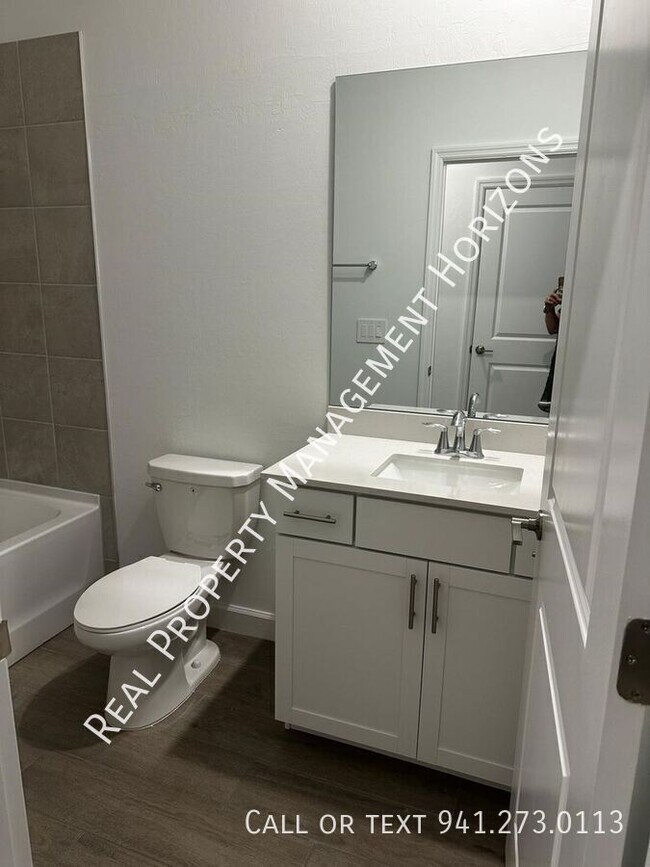 Building Photo - 14964 Serene Shrs Lp