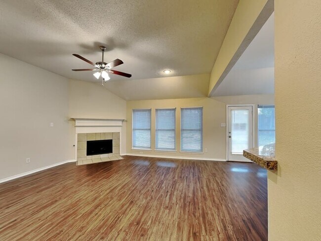 Building Photo - 6937 Meandering Creek Ln