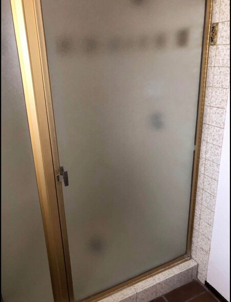 Building Photo - 3301 Ocean Dr