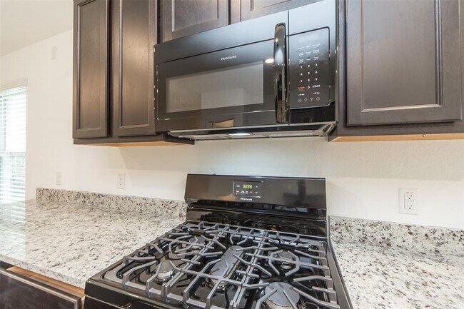 Building Photo - 25406 Katy Mills Pkwy