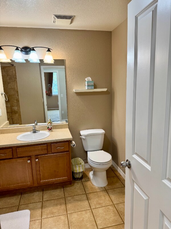 Building Photo - 804 Summer Hawk Dr